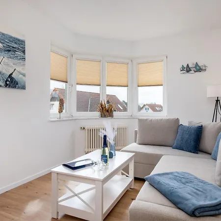 Segeltoern Apartment *